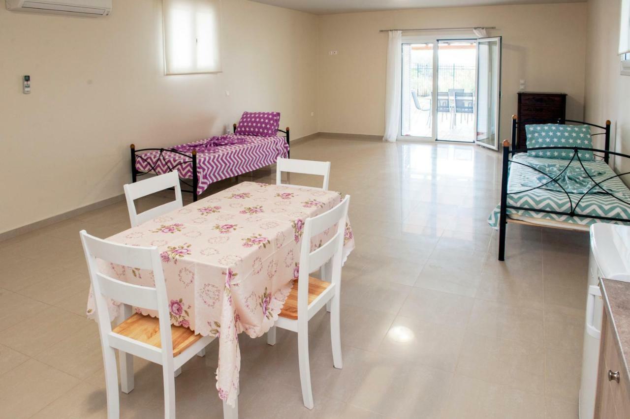 Villa Hermes ปอร์โตเฮลี ภายนอก รูปภาพ